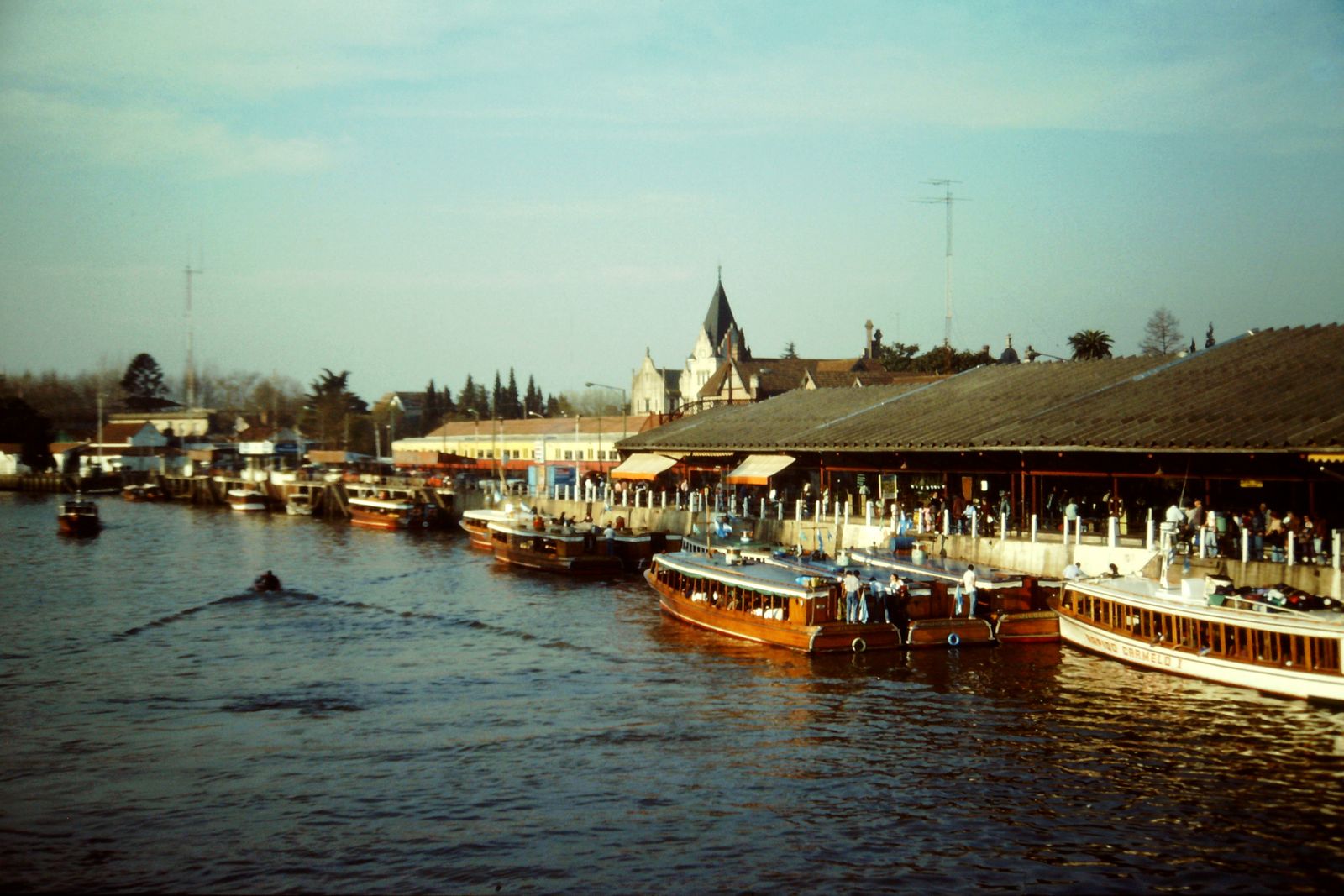 Estación Fluvial, Tigre — Фото: bullit, CC BY 3.0, Wikimedia Commons